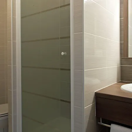 Hotel Bordeaux Talence 2*