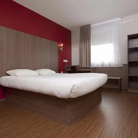 Otel Bordeaux Talence
