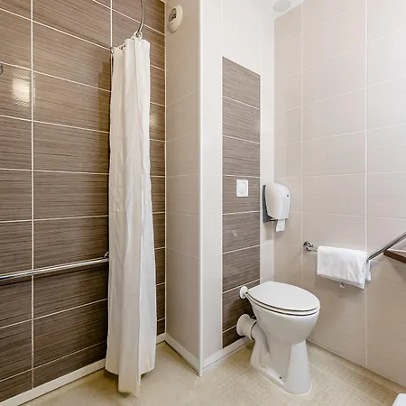 Bordeaux Talence فندق 2*