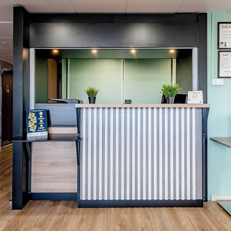 Otel Bordeaux Talence