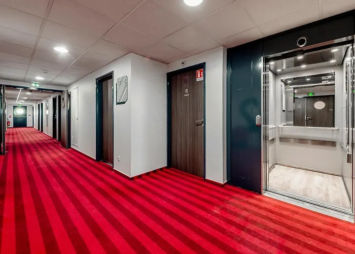 Bordeaux Talence 2* Крадиньян