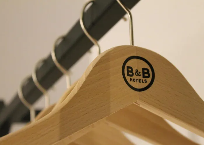 Bordeaux Talence Отель 2*