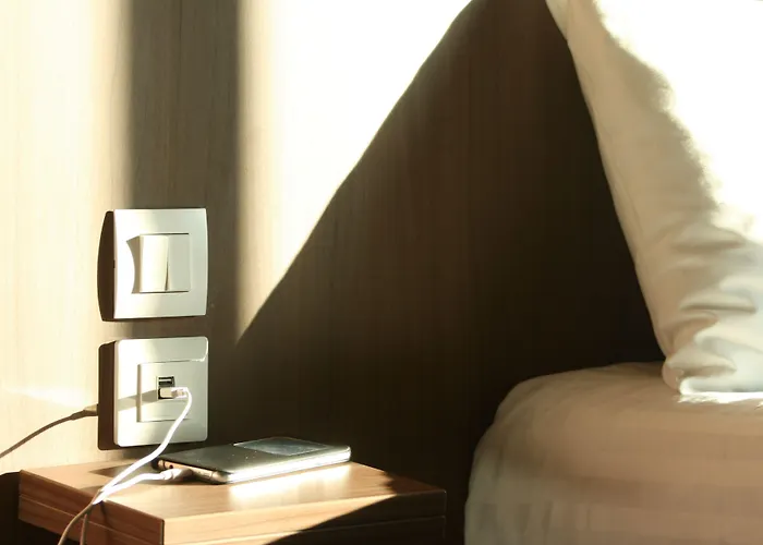 Bordeaux Talence Отель Крадиньян