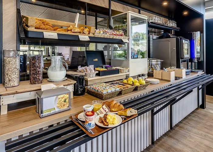 Hotel Bordeaux Talence 2*